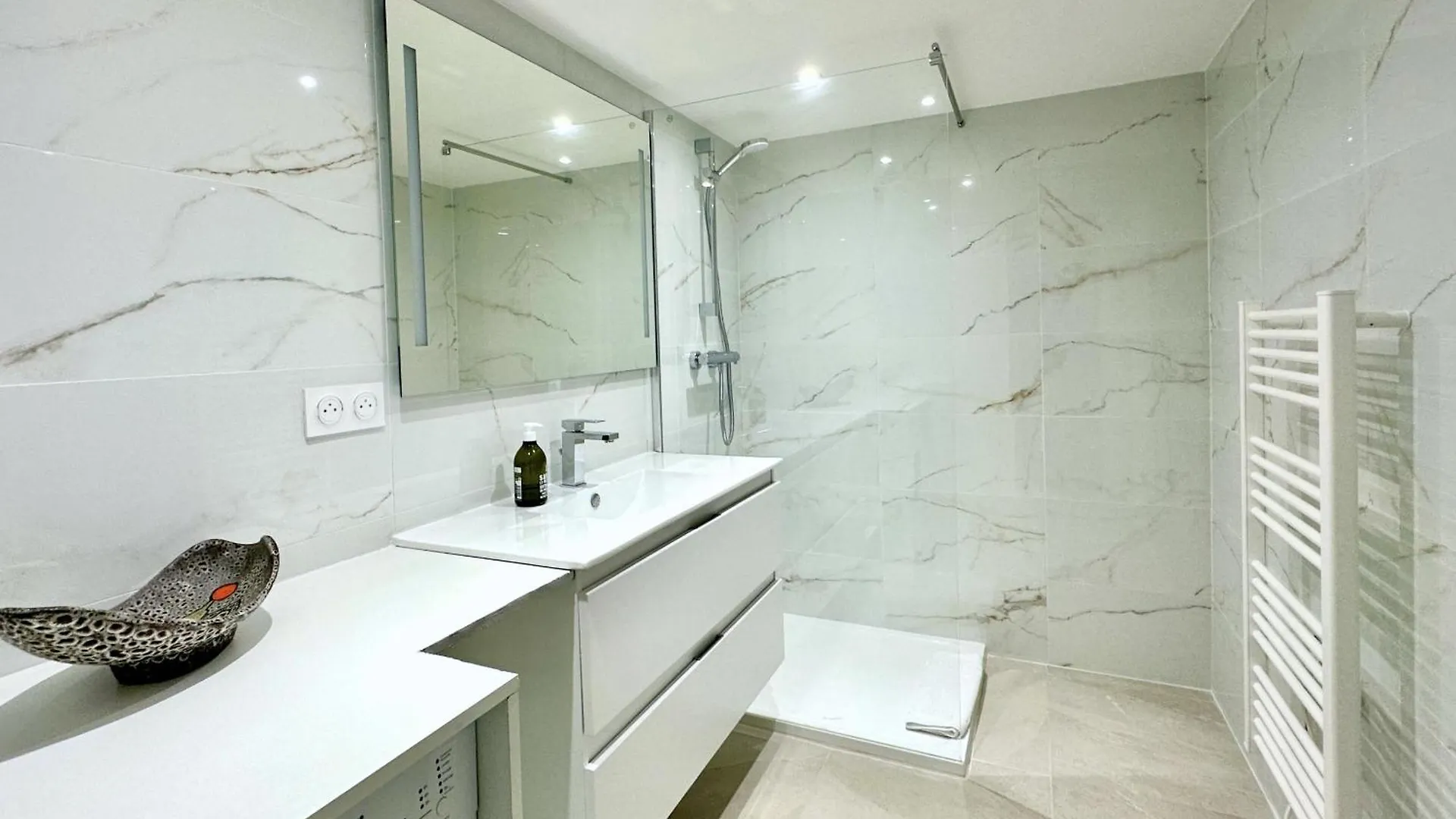 Apartment Maxime By Terry'S Homes Cannes